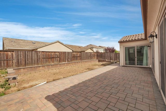 2771 Heather St, Lodi, CA 95242