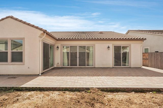 2771 Heather St, Lodi, CA 95242