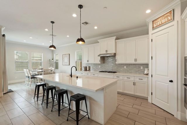 2771 Heather St, Lodi, CA 95242