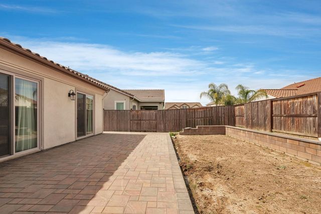 2771 Heather St, Lodi, CA 95242