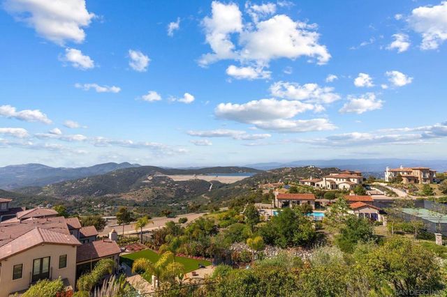 18264 Avenida Manantial, Rancho Santa Fe, CA 92067