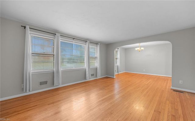 5073 School RD, Virginia Beach, VA 23455