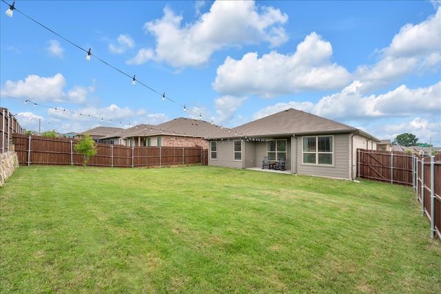 901 De Wit Drive, Fort Worth, TX 76108