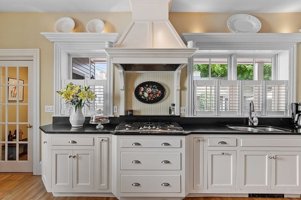 31 Federal St 1, Newburyport, MA 01950