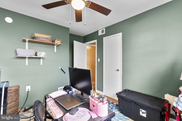 1232 SAVANNAH PL SE, Washington, DC 20032