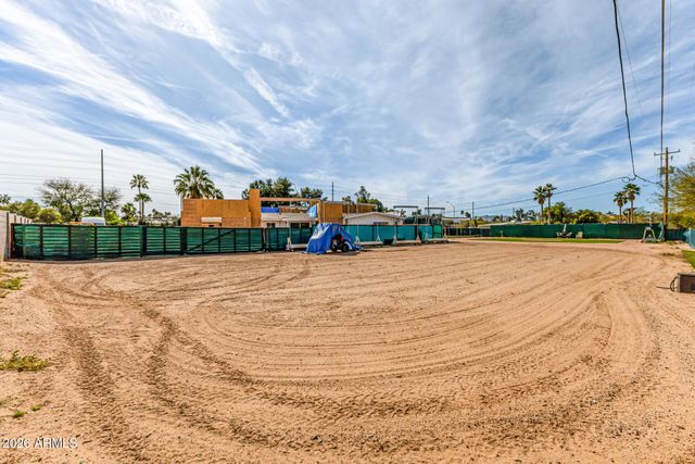 8226 E Shea Boulevard 2, Scottsdale, AZ 85260