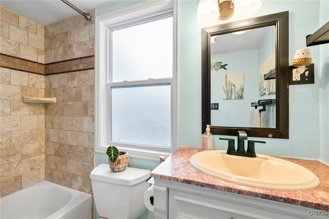 209 Mackay Avenue, Camillus, NY 13219