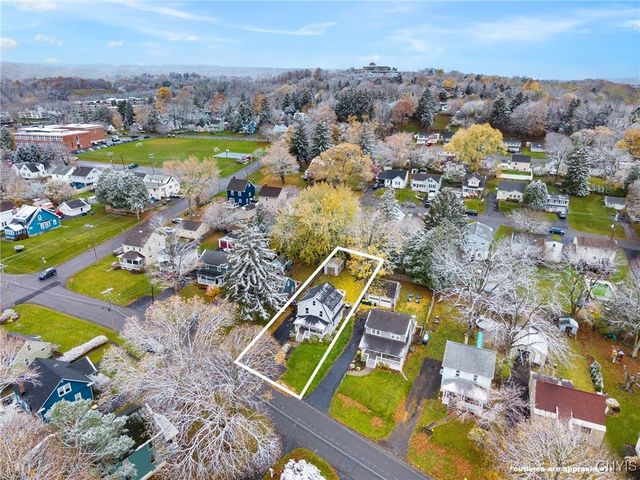 209 Mackay Avenue, Camillus, NY 13219