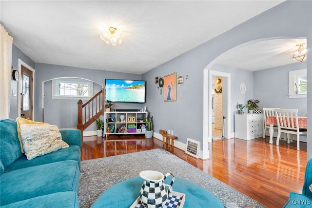 209 Mackay Avenue, Camillus, NY 13219