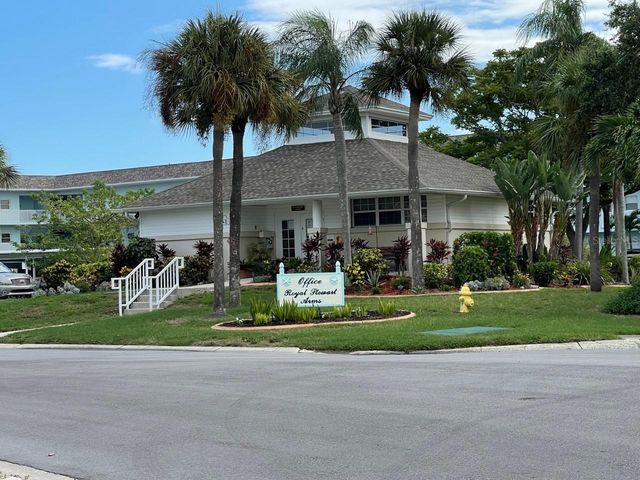 7 DUNOON PLACE 207, Dunedin, FL 34698