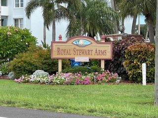 7 DUNOON PLACE 207, Dunedin, FL 34698
