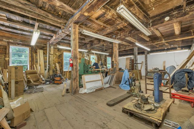 106 Water Street, Rumney, NH 03266