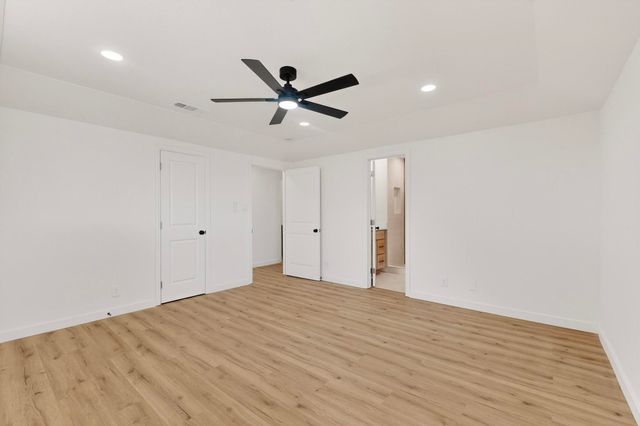 1100 Mount Vernon Street, Ennis, TX 75119