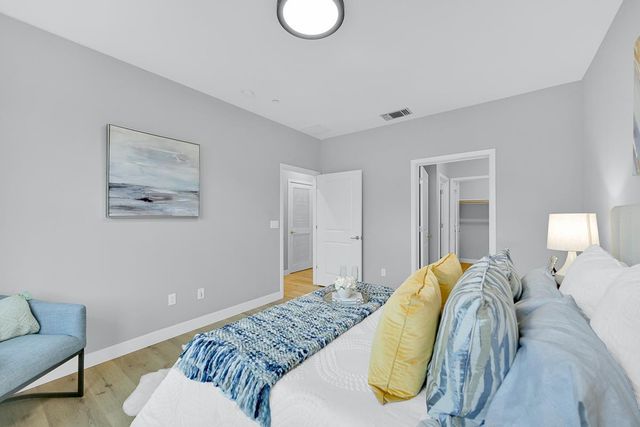 334 Circuit Way, Mountain View, CA 94043