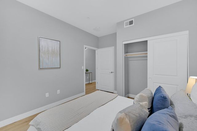 334 Circuit Way, Mountain View, CA 94043