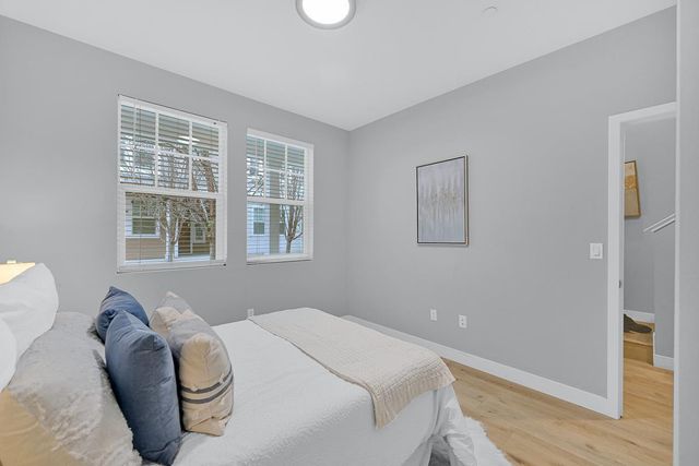 334 Circuit Way, Mountain View, CA 94043
