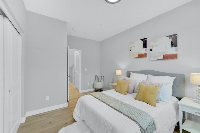 334 Circuit Way, Mountain View, CA 94043