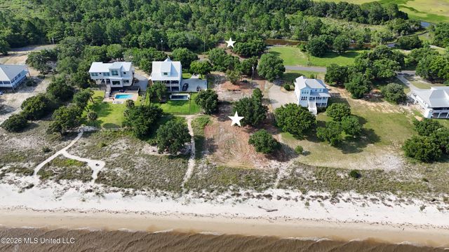 7205 Belle Fontaine Drive, Ocean Springs, MS 39564