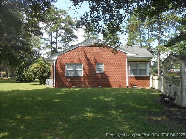 2405 N Kenan Avenue, Lumberton, NC 28358