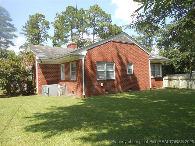 2405 N Kenan Avenue, Lumberton, NC 28358
