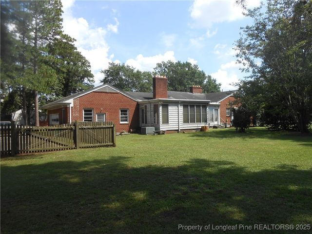 2405 N Kenan Avenue, Lumberton, NC 28358