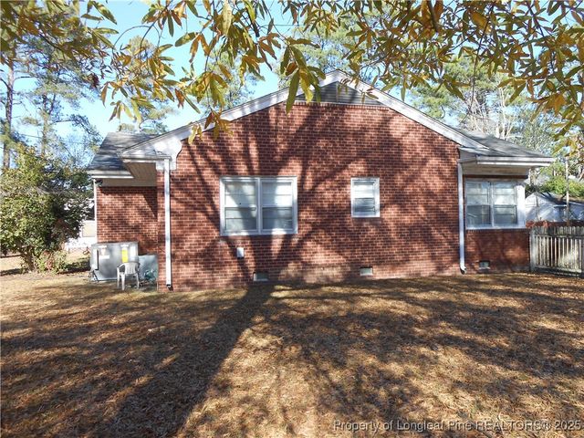 2405 N Kenan Avenue, Lumberton, NC 28358