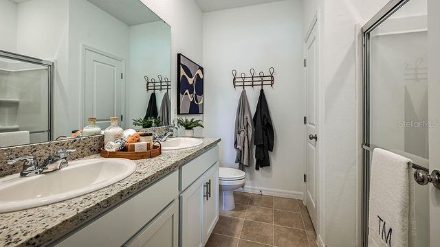 686 GLADSTONE WAY, Mount Dora, FL 32757