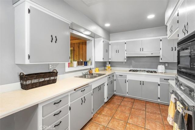 20505 Claremont Avenue, Riverside, CA 92507