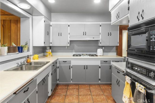 20505 Claremont Avenue, Riverside, CA 92507