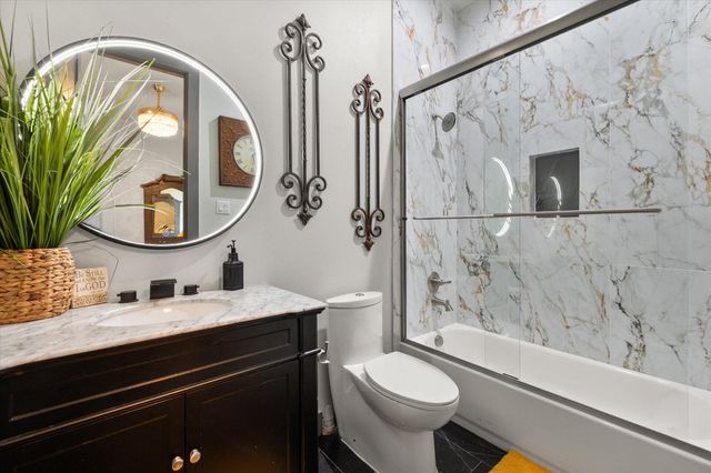 1130 The Shores Drive, Corsicana, TX 75109