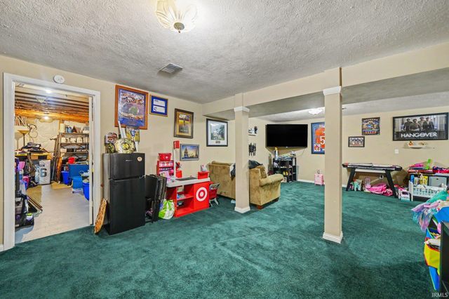 52979 Red Fox Trail, South Bend, IN 46628
