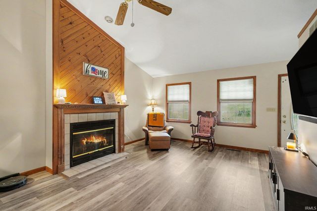 52979 Red Fox Trail, South Bend, IN 46628