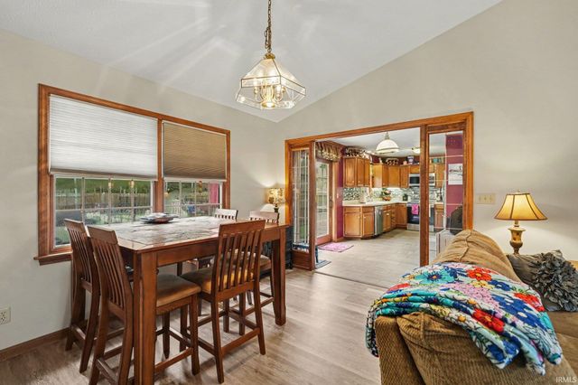 52979 Red Fox Trail, South Bend, IN 46628