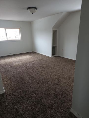 2421 15TH AVENUE, Menominee, MI 49858