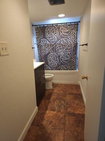 2421 15TH AVENUE, Menominee, MI 49858