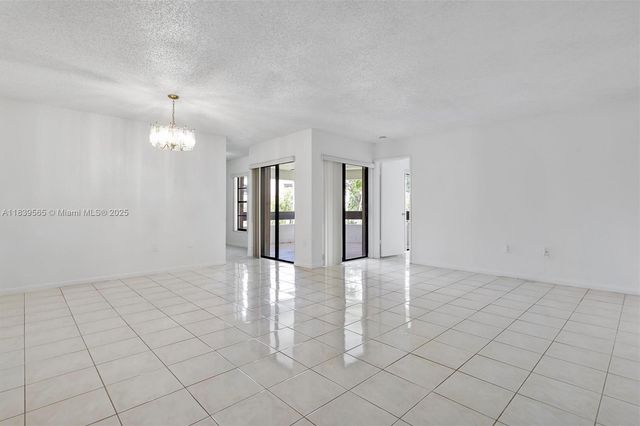 9135 SW 125th Ave 309P, Miami, FL 33186