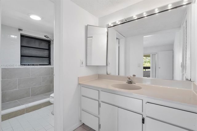 9135 SW 125th Ave 309P, Miami, FL 33186