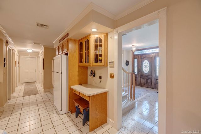 107 Moffat Road, Washingtonville, NY 10992