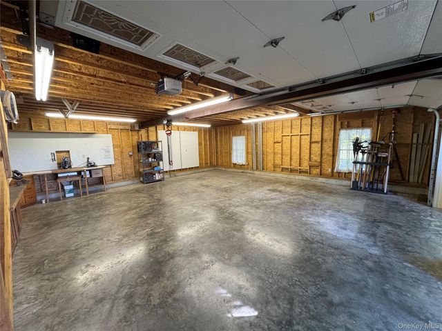 107 Moffat Road, Washingtonville, NY 10992