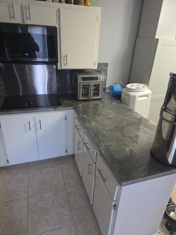 2164 White Pine Circle B, Greenacres, FL 33415