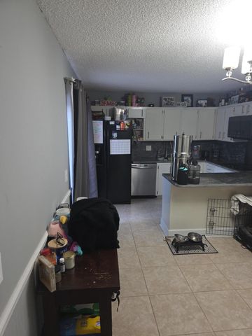 2164 White Pine Circle B, Greenacres, FL 33415