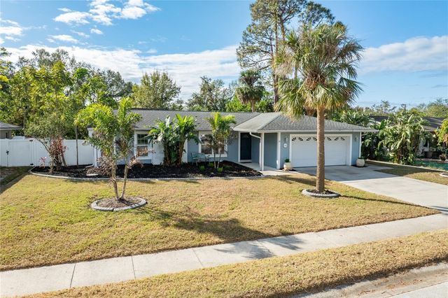1010 SOUTHERN PINE LANE, Sarasota, FL 34243