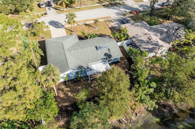 1010 SOUTHERN PINE LANE, Sarasota, FL 34243