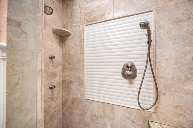 1010 SOUTHERN PINE LANE, Sarasota, FL 34243