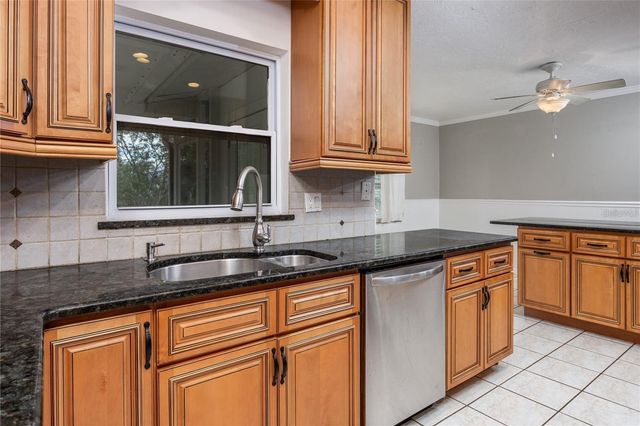 1010 SOUTHERN PINE LANE, Sarasota, FL 34243