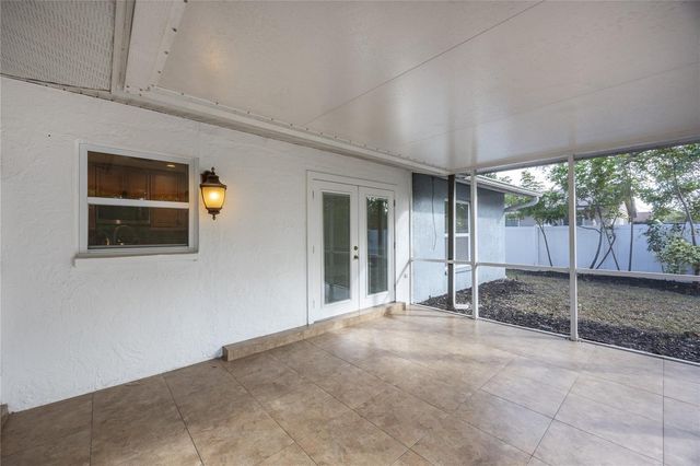 1010 SOUTHERN PINE LANE, Sarasota, FL 34243