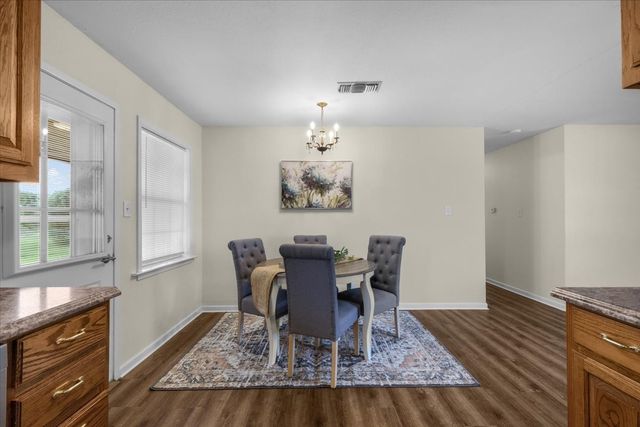 110 Lora Lane, Weatherford, TX 76088