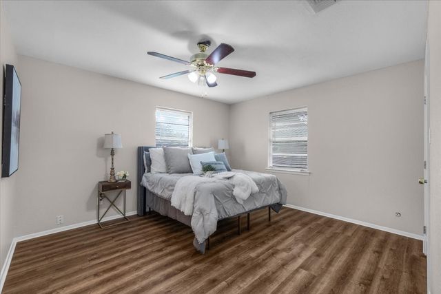 110 Lora Lane, Weatherford, TX 76088