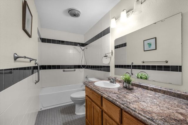110 Lora Lane, Weatherford, TX 76088