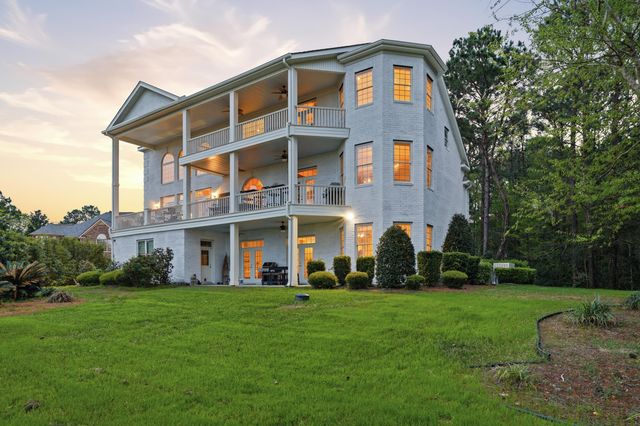 292 Portrush Loop, Pawleys Island, SC 29585